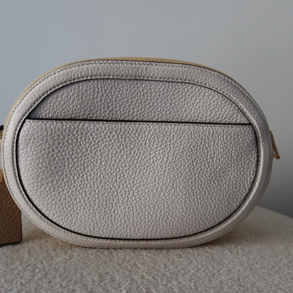 Coach Colorblock Camera Bag With Horse And Carriage - Chalk /Vanilla Cream New - Picture 12 of 14